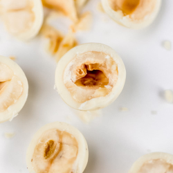 SLOWLANDIA � Lieskovce v bielej �okol�de 200 g