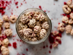 SLOWLANDIA � Maliny v bielej �okol�de 120 g