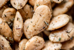 SLOWLANDIA � Mandle slan� s bylinkami 150 g