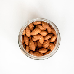 SLOWLANDIA � Mandle v�berov� jemne pra�en� 100 - 500 g