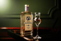 Bo��cka Slivovica 6 ro�n� 52% 0,7l